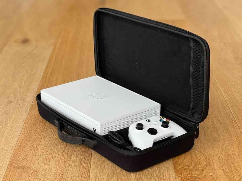 UPspec Gaming Store xScreen Case - Designed for Xbox - Holds the xScreen while attached to the Xbox Series S, plus an Xbox controller, the Xbox USB cable and power cable (not included) - Image 5